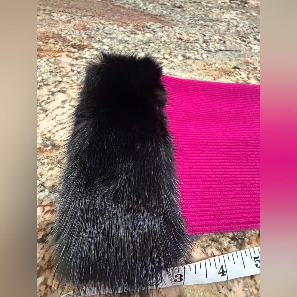Christian Dior Fuschia Knit Shrug/Stole with Fur Cuffs - Picture 7 of 10